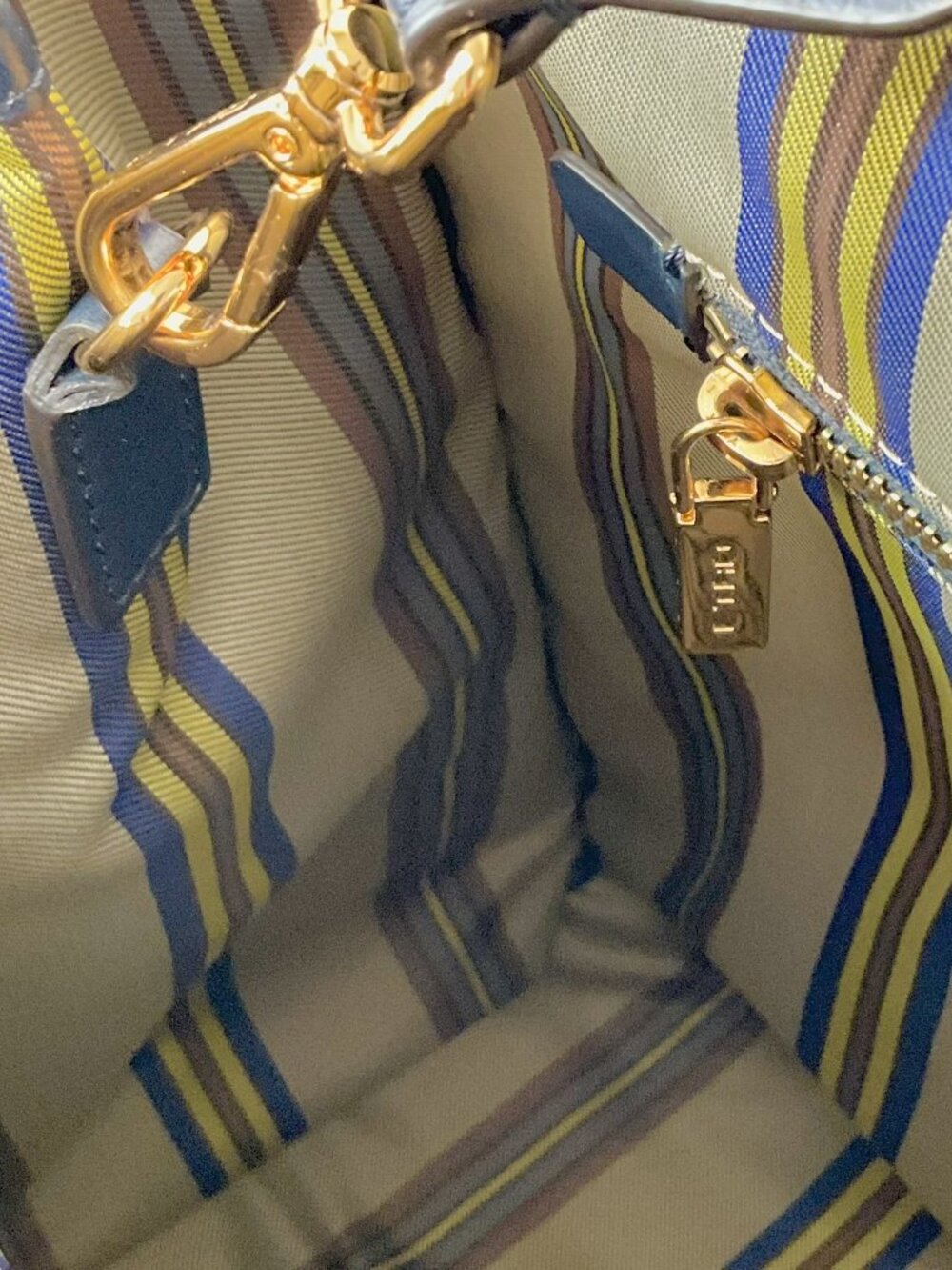 ETRO  Tapestry Pegasus Top Handle Bag - Picture 8 of 13